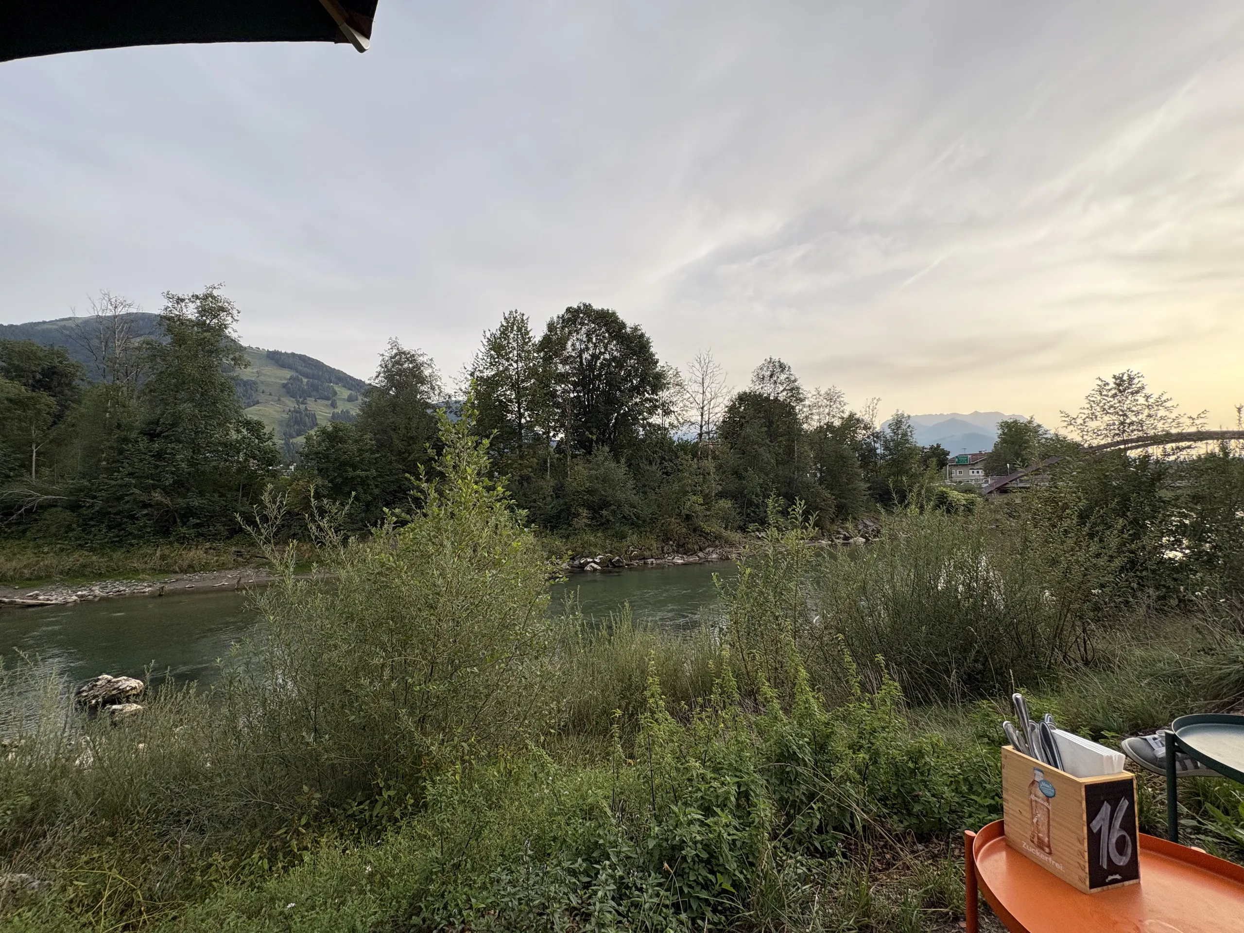 Henris Burger & Beer, Kössen (2/5)